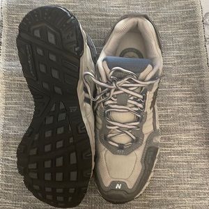 Men’s shoes in new condition